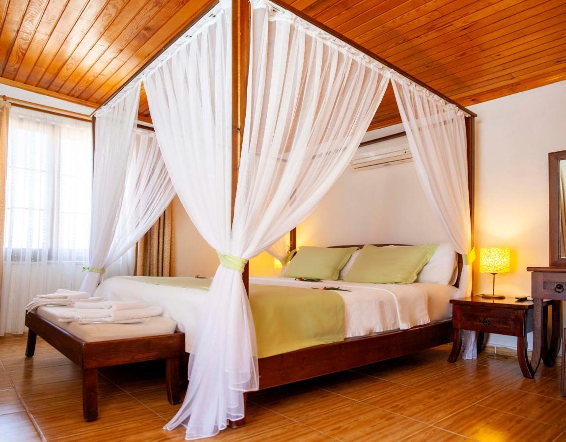 Aphrodite Hotel Bozburun Exterior photo